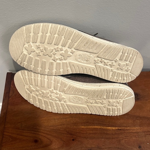 Hey Dude Men’s Size 13 Brown Loafers - Picture 6 of 6